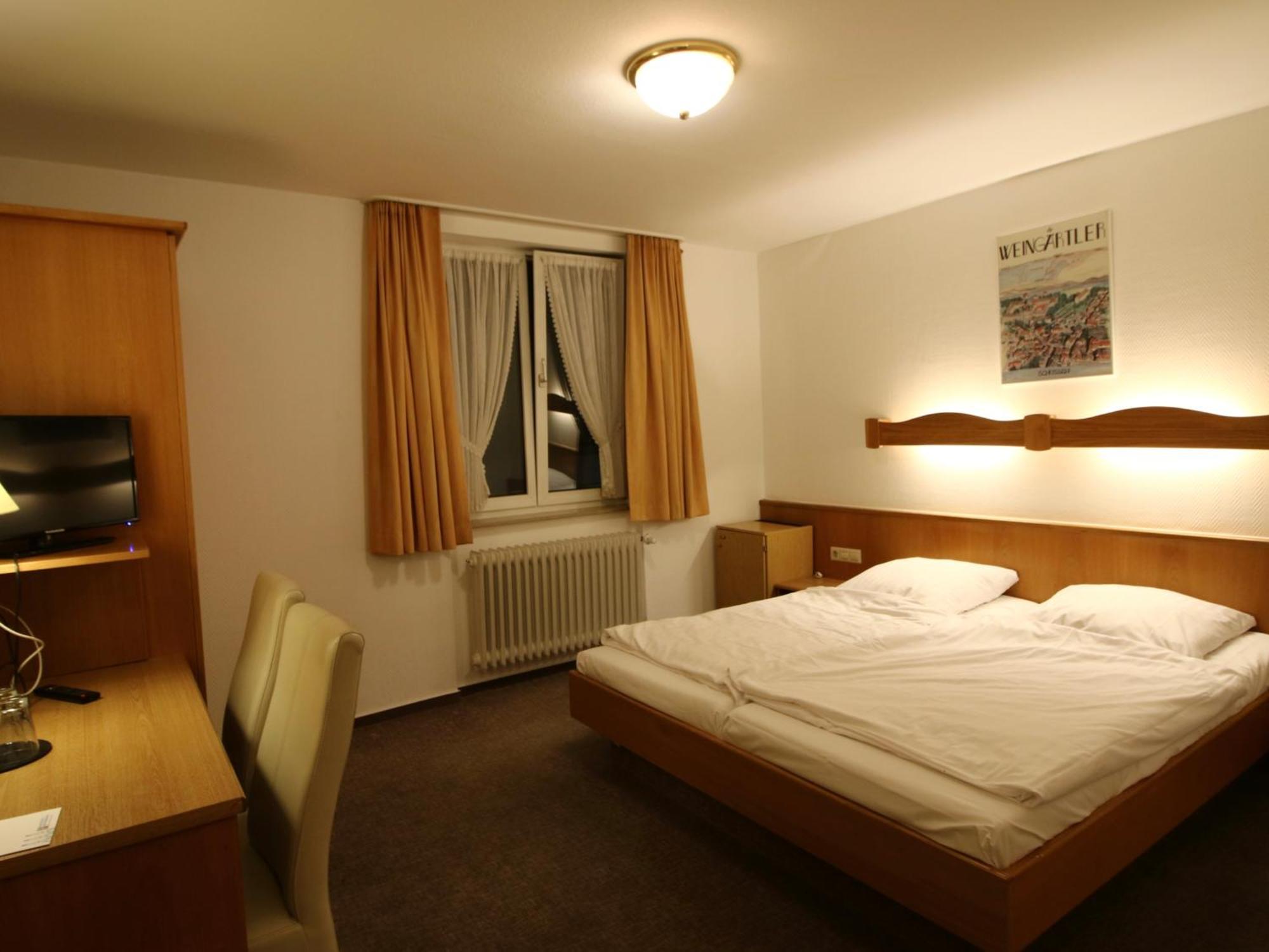 Hotel Gasthof Baeren Weingarten  Exterior photo