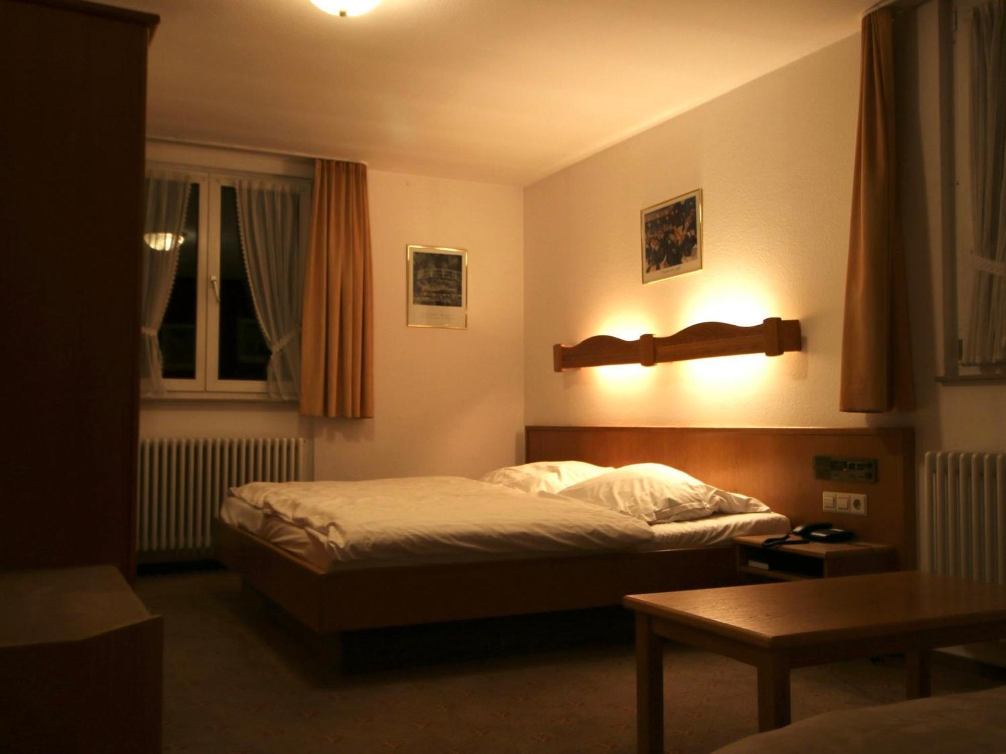 Hotel Gasthof Baeren Weingarten  Exterior photo